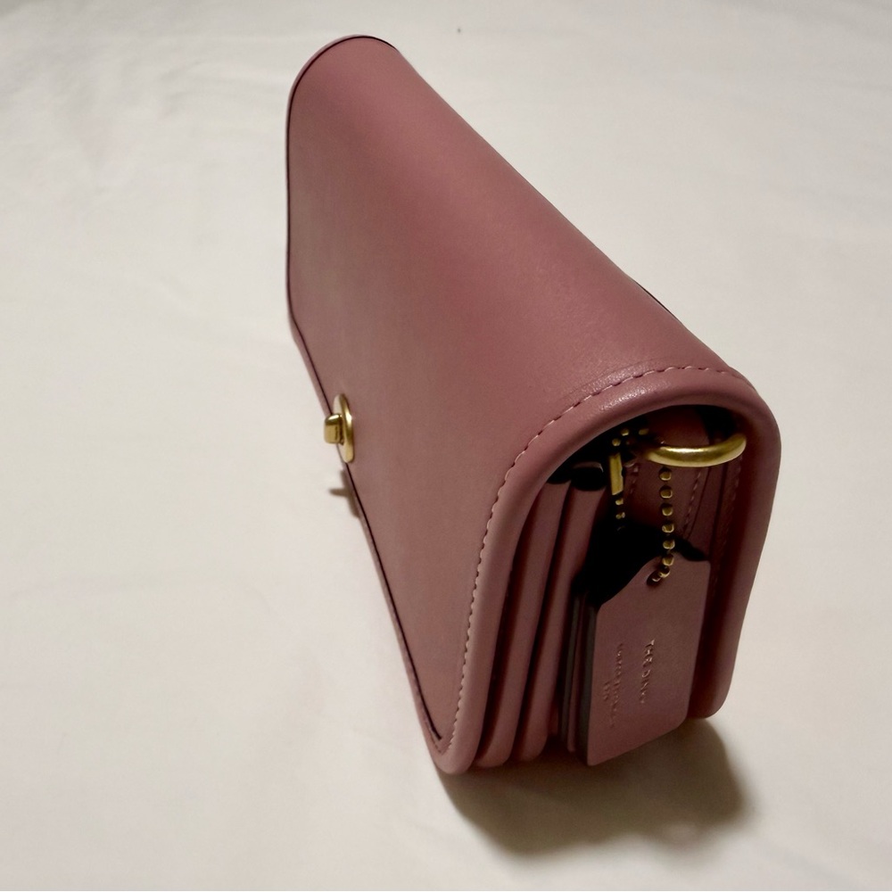 Coach NWT Dinky Shoulder Bag In True Pink CW641 - Picture 5 of 16